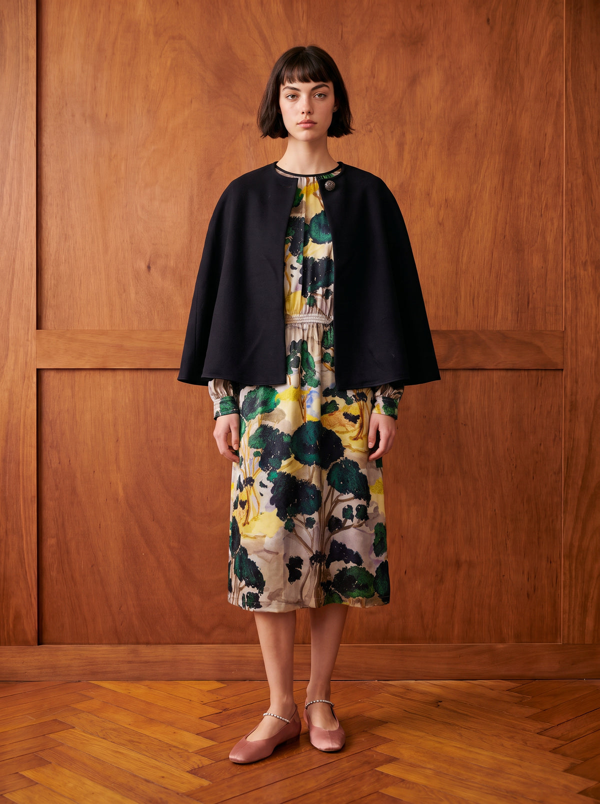 MIA CAPE/DOUBLE FACED ORGANIC WOOL/BLACK