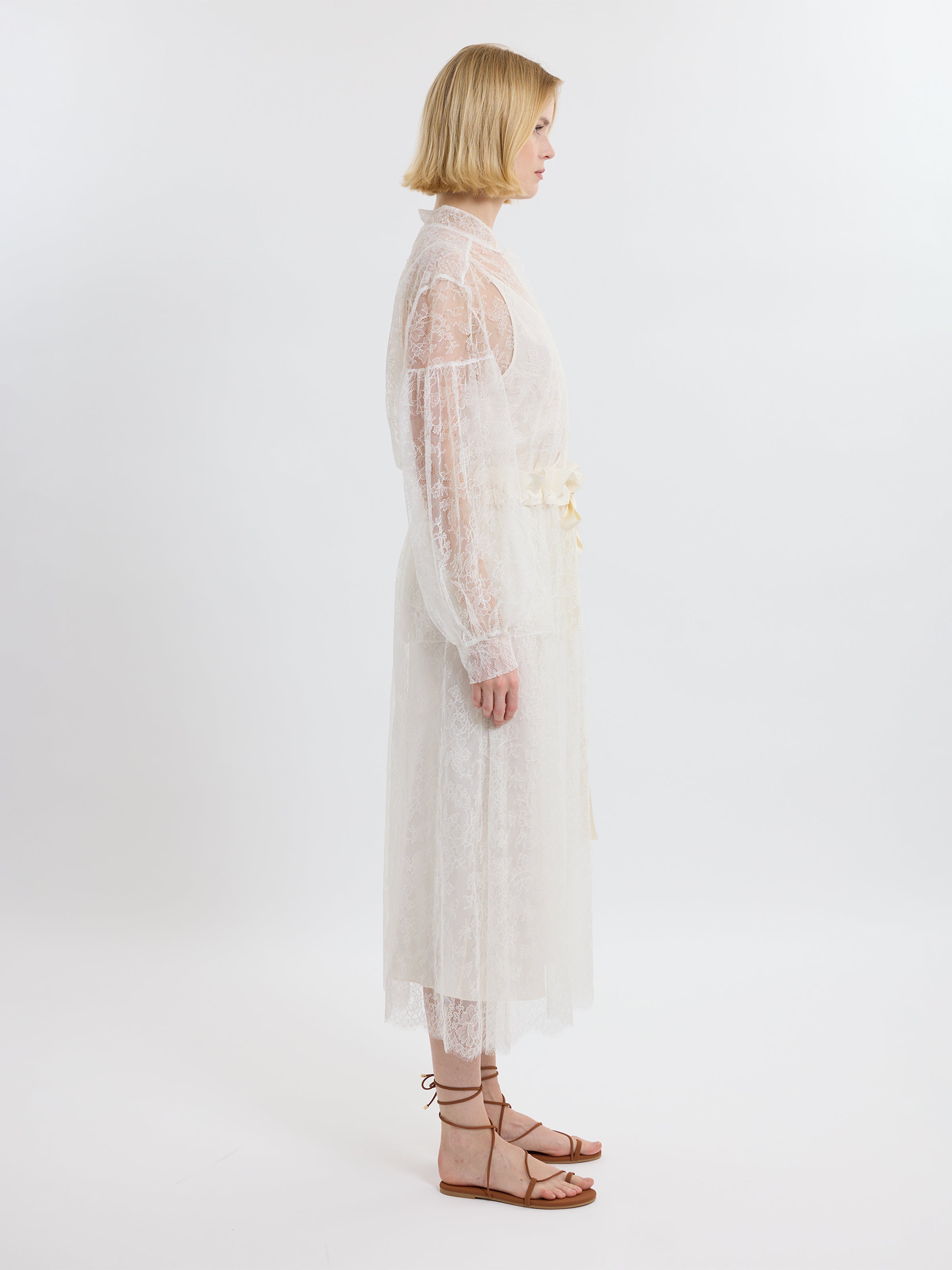 GATHERED RUFFLE SKIRT / CHANTILLY LACE / UNDYED