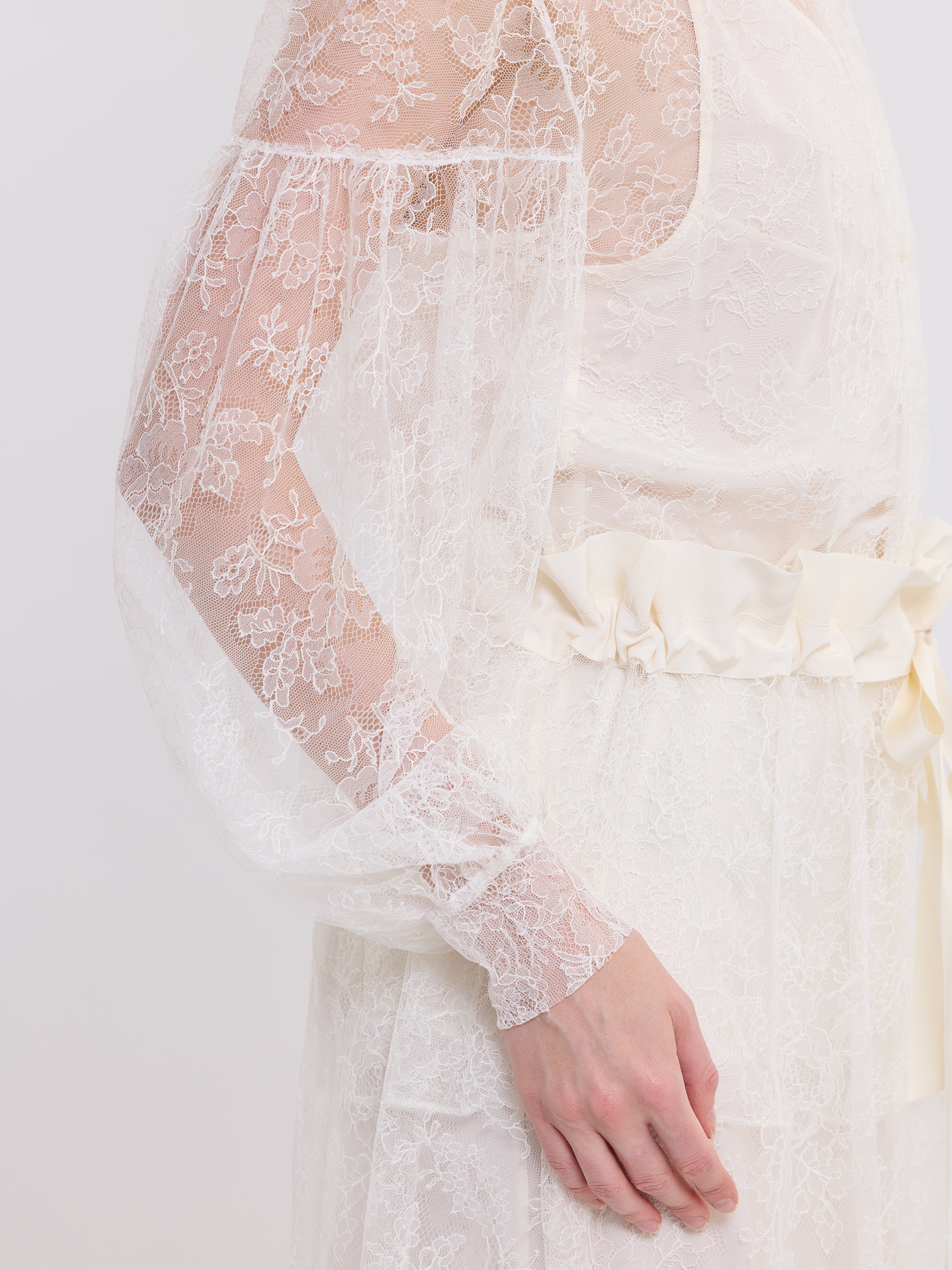 LIBERTY LACE TOP /FRENCH CHANTILLY LACE / GREIGE